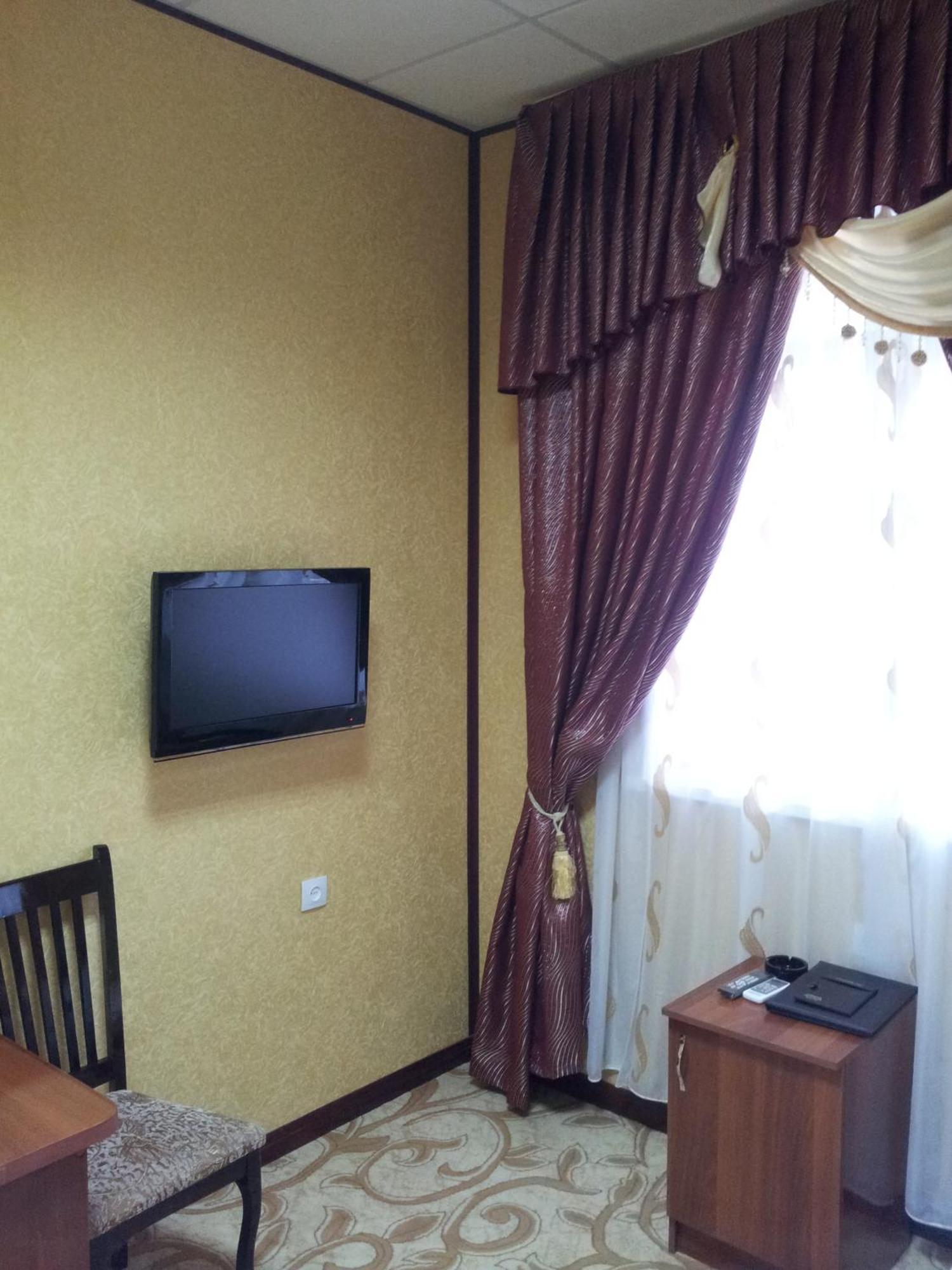 Dangara Hotel Kokand Esterno foto