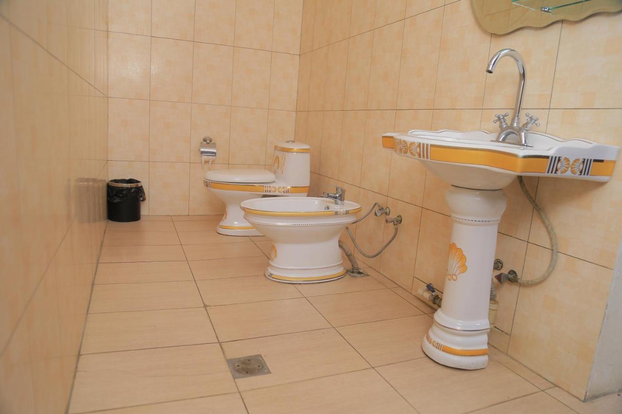 Dangara Hotel Kokand Esterno foto